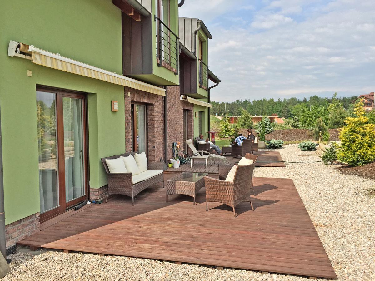 Lake View Apartments Near Golf Resort Kuneticka Hora, Dritec باردوبيتسه المظهر الخارجي الصورة