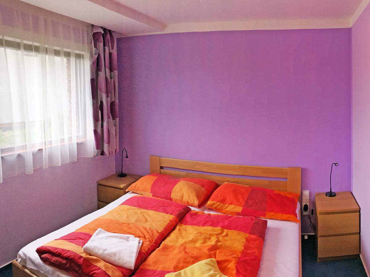 Lake View Apartments Near Golf Resort Kuneticka Hora, Dritec باردوبيتسه المظهر الخارجي الصورة